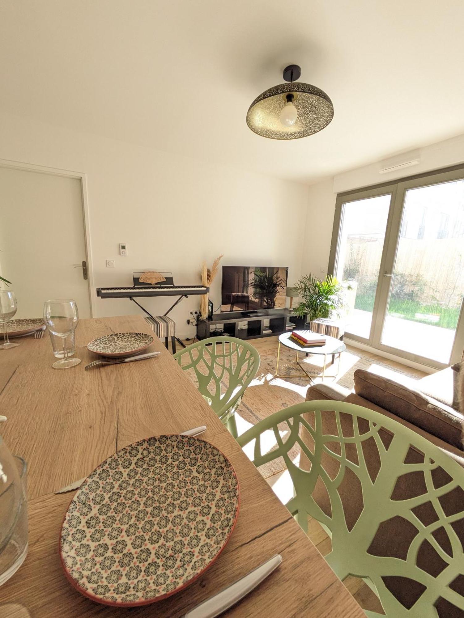 Appartement De Standing Avec Jardin Clamart Exteriér fotografie